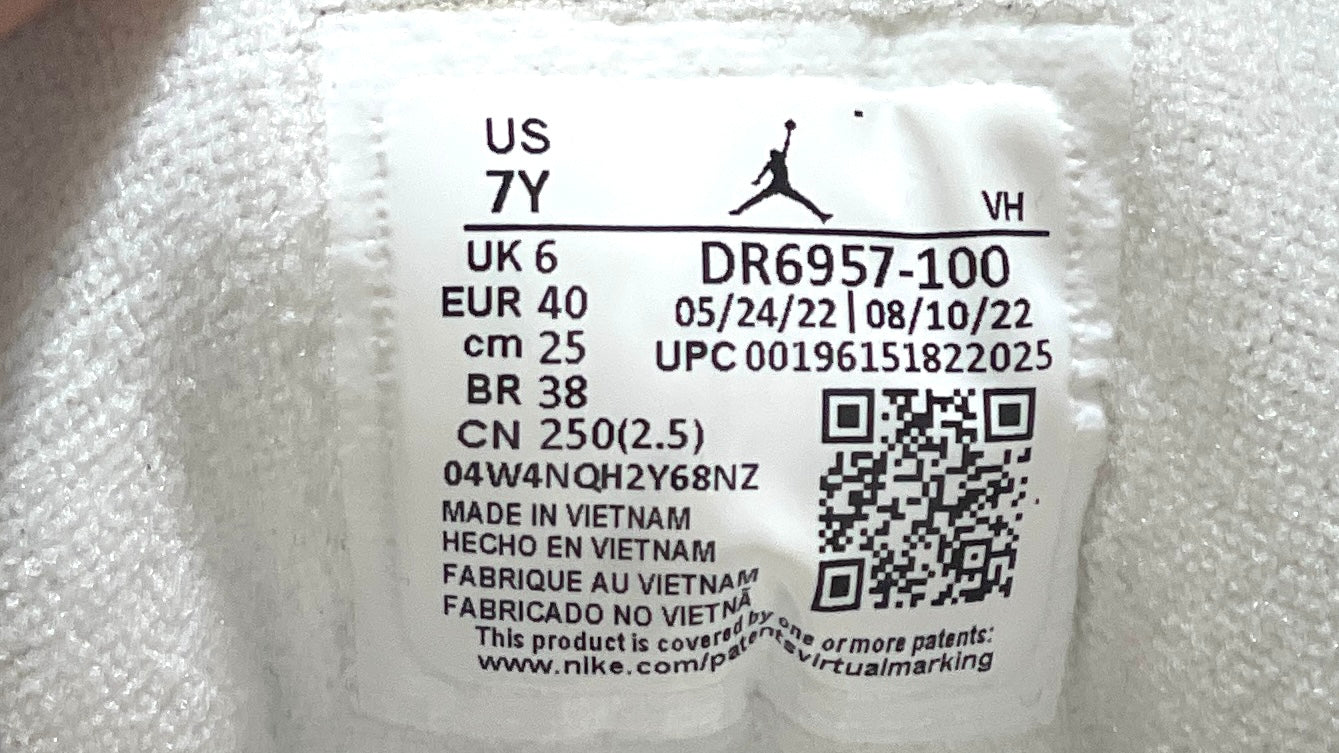 Air Jordan 1 Mid SE GS 'Messy Room'