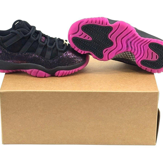 Wmns Air Jordan 11 Low 'Rook to Queen'