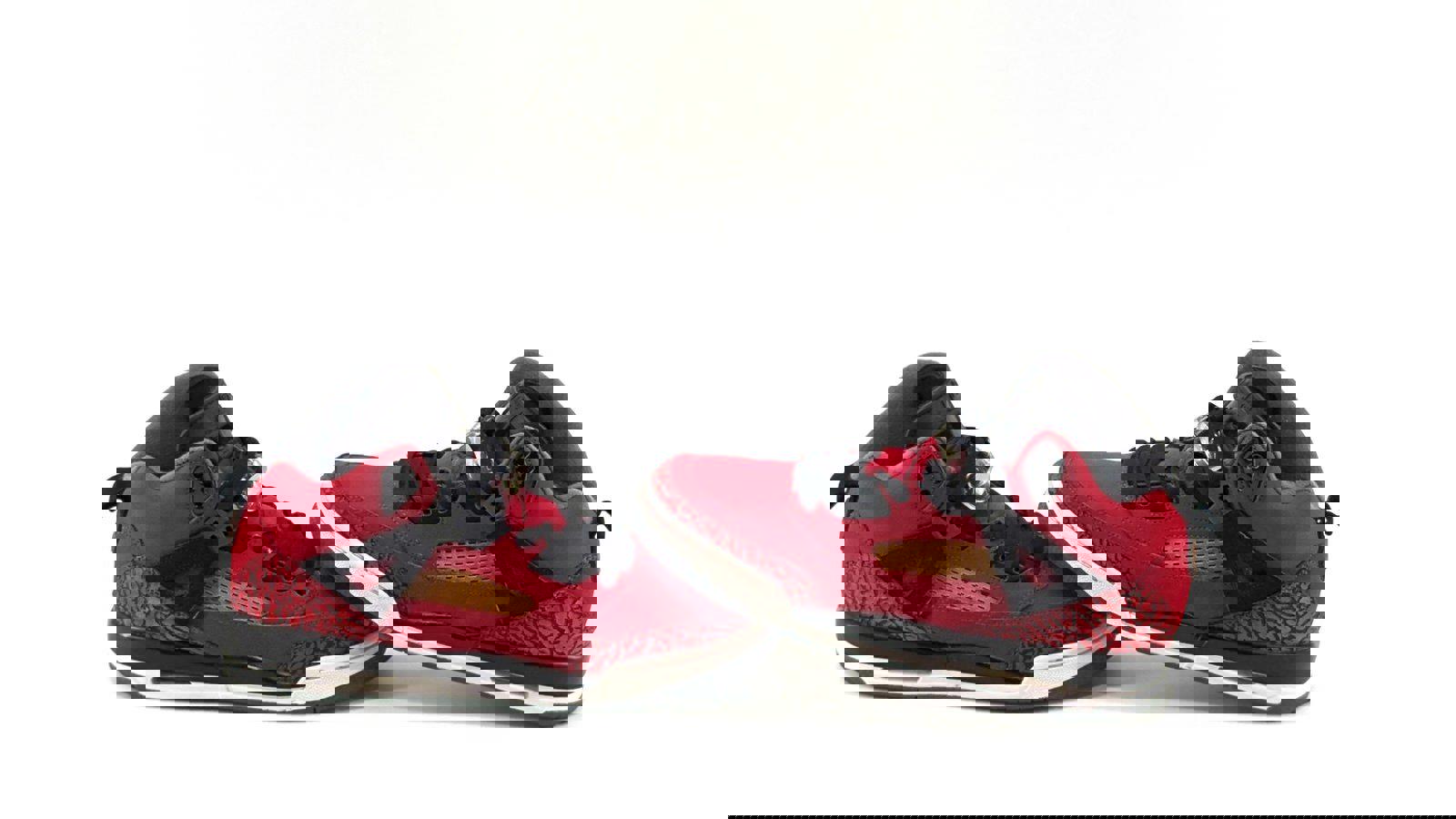 Jordan Spizike GS 'Toro Bravo'