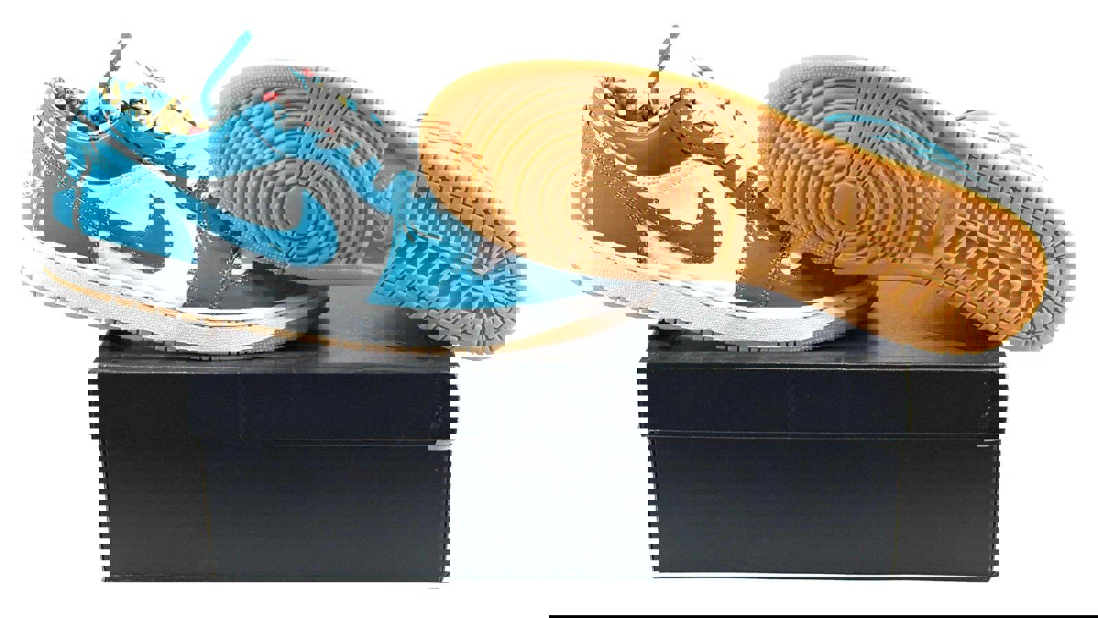 Air Jordan 1 Low 'Barcelona'