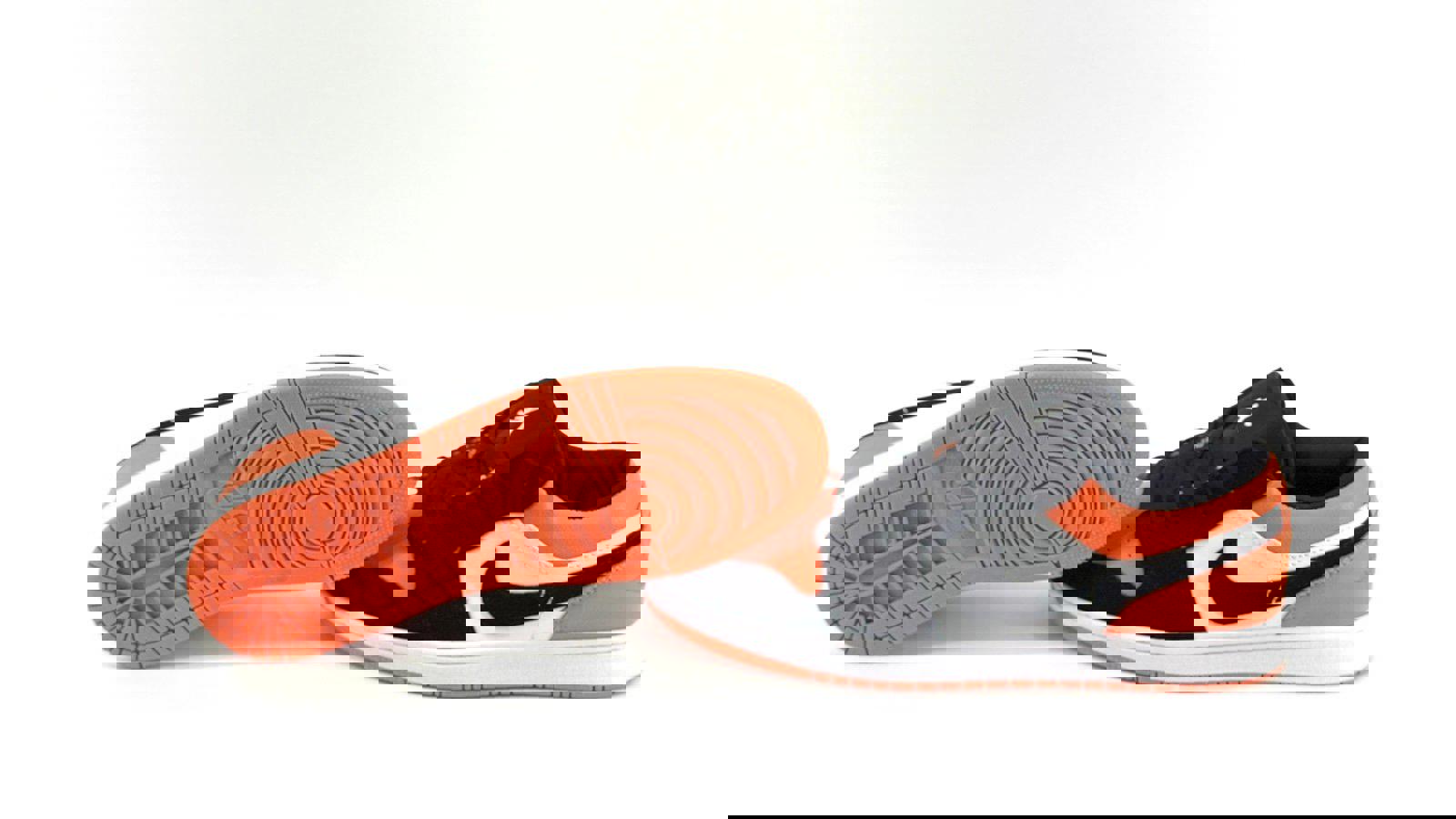 Air Jordan 1 Low 'Shattered Backboard'