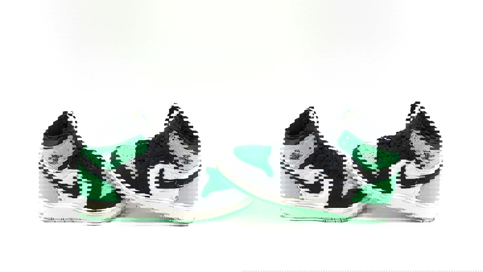 Air Jordan 1 Retro High OG GS 'Green Glow'