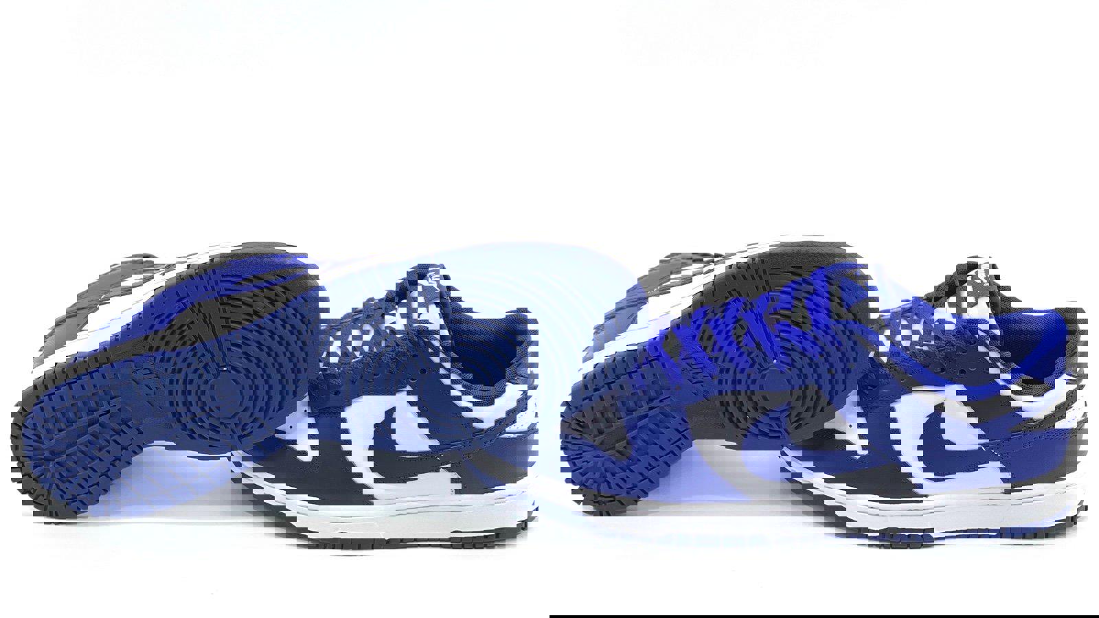 Dunk Low 'Concord'
