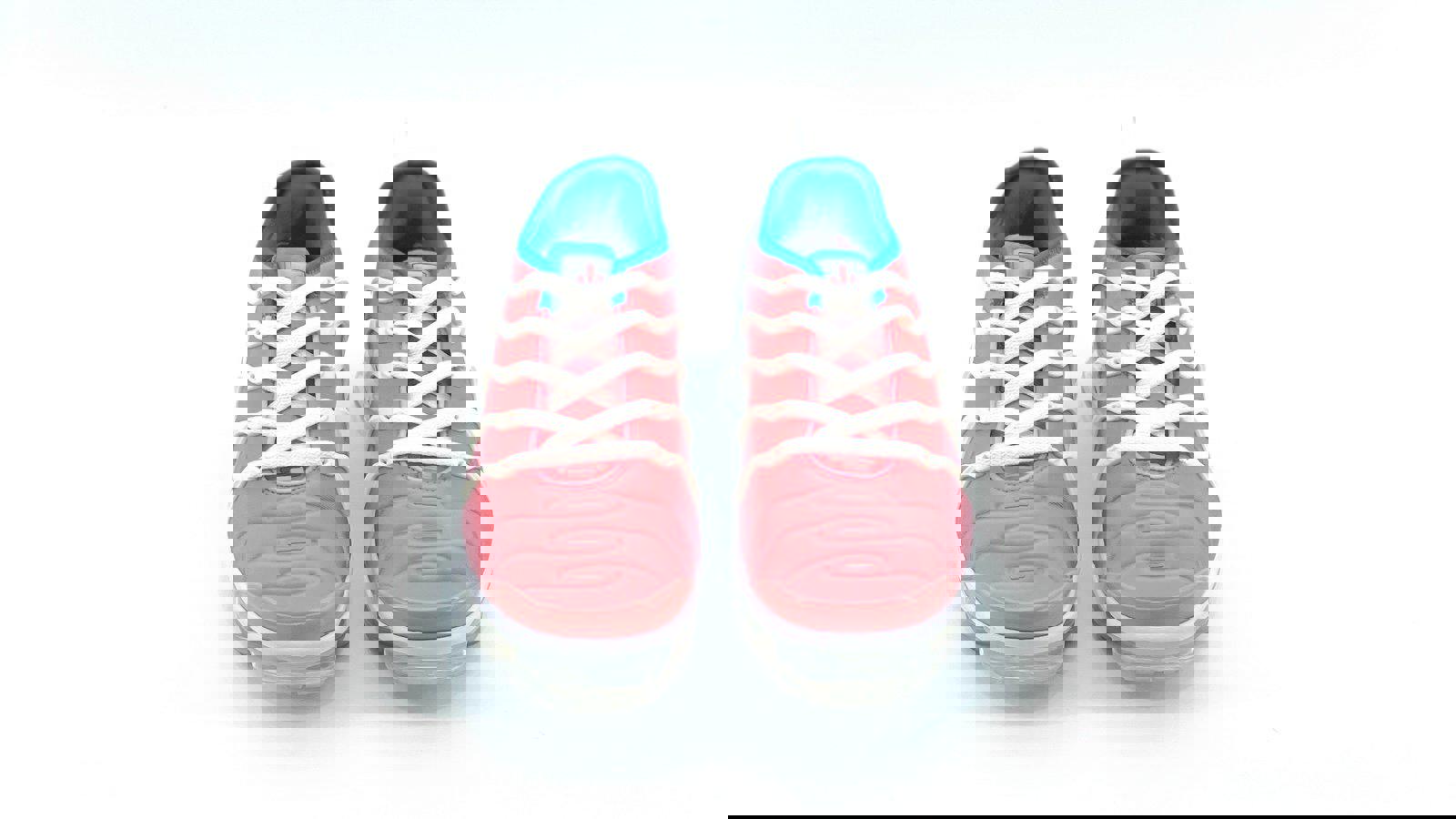 Wmns Nike Air Vapormax Plus (Sample)