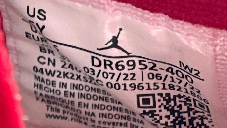 Air Jordan 4 Retro GS 'Messy Room'