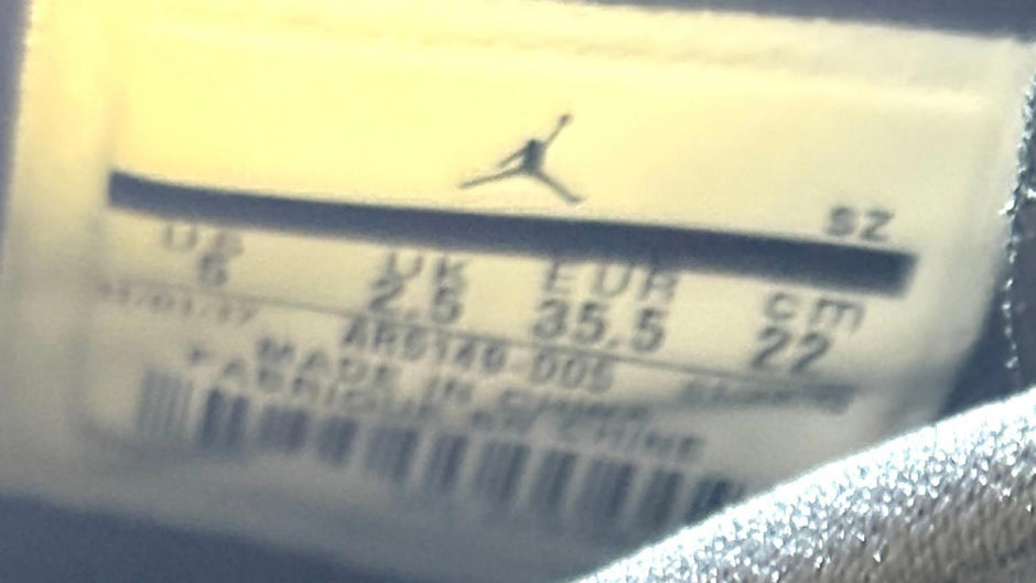 Wmns Air Jordan 11 Low 'Rook to Queen'