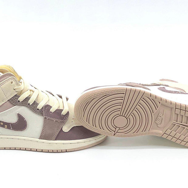 Air Jordan 1 Mid SE Craft GS 'Inside Out - Taupe Haze'