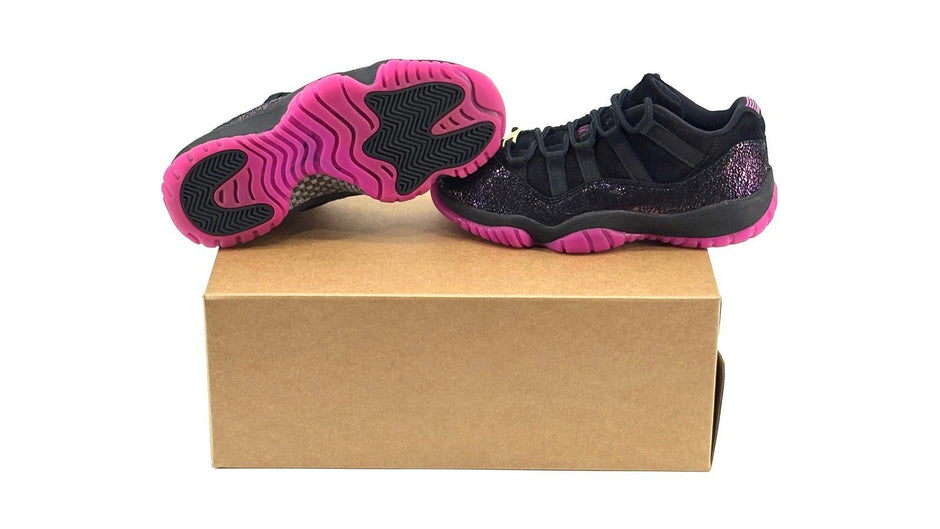 Wmns Air Jordan 11 Low 'Rook to Queen'