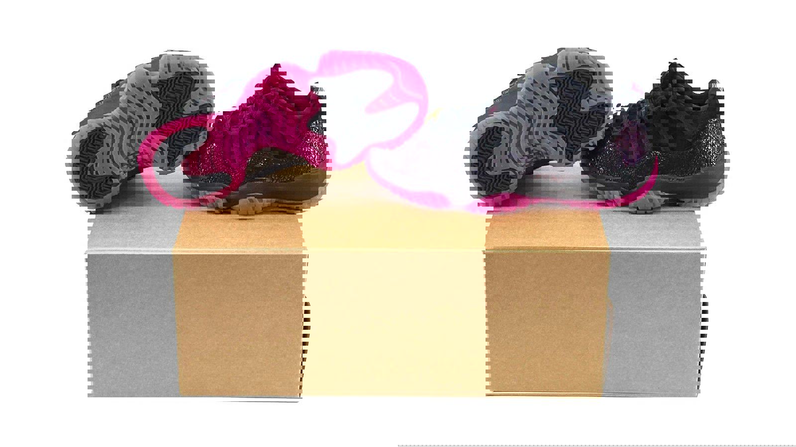 Wmns Air Jordan 11 Low 'Rook to Queen'