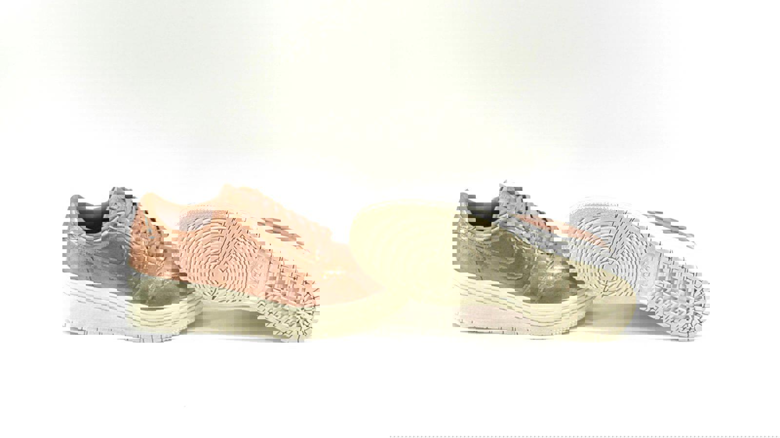 Wmns Air Jordan 1 Lifted 'Metallic Red Bronze