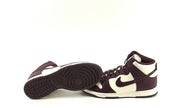 Wmns Dunk High 'Burgundy Crush'