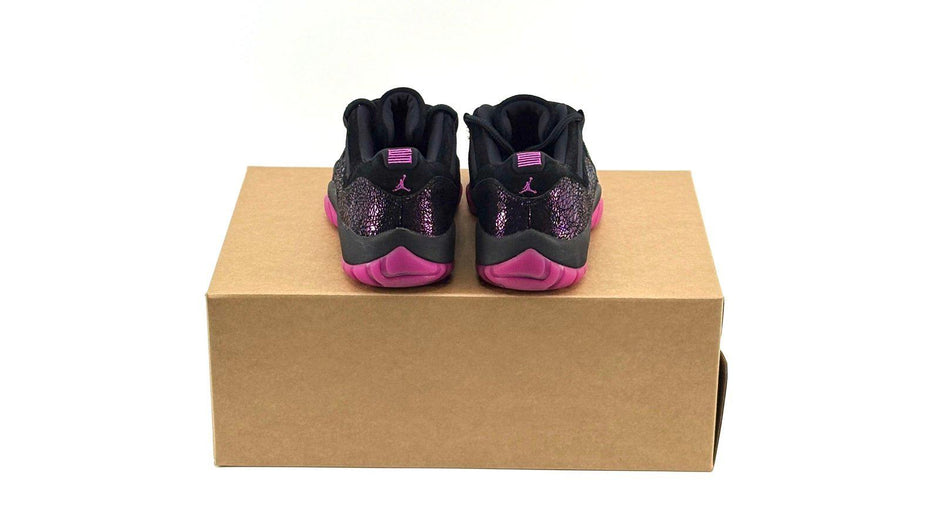 Wmns Air Jordan 11 Low 'Rook to Queen'