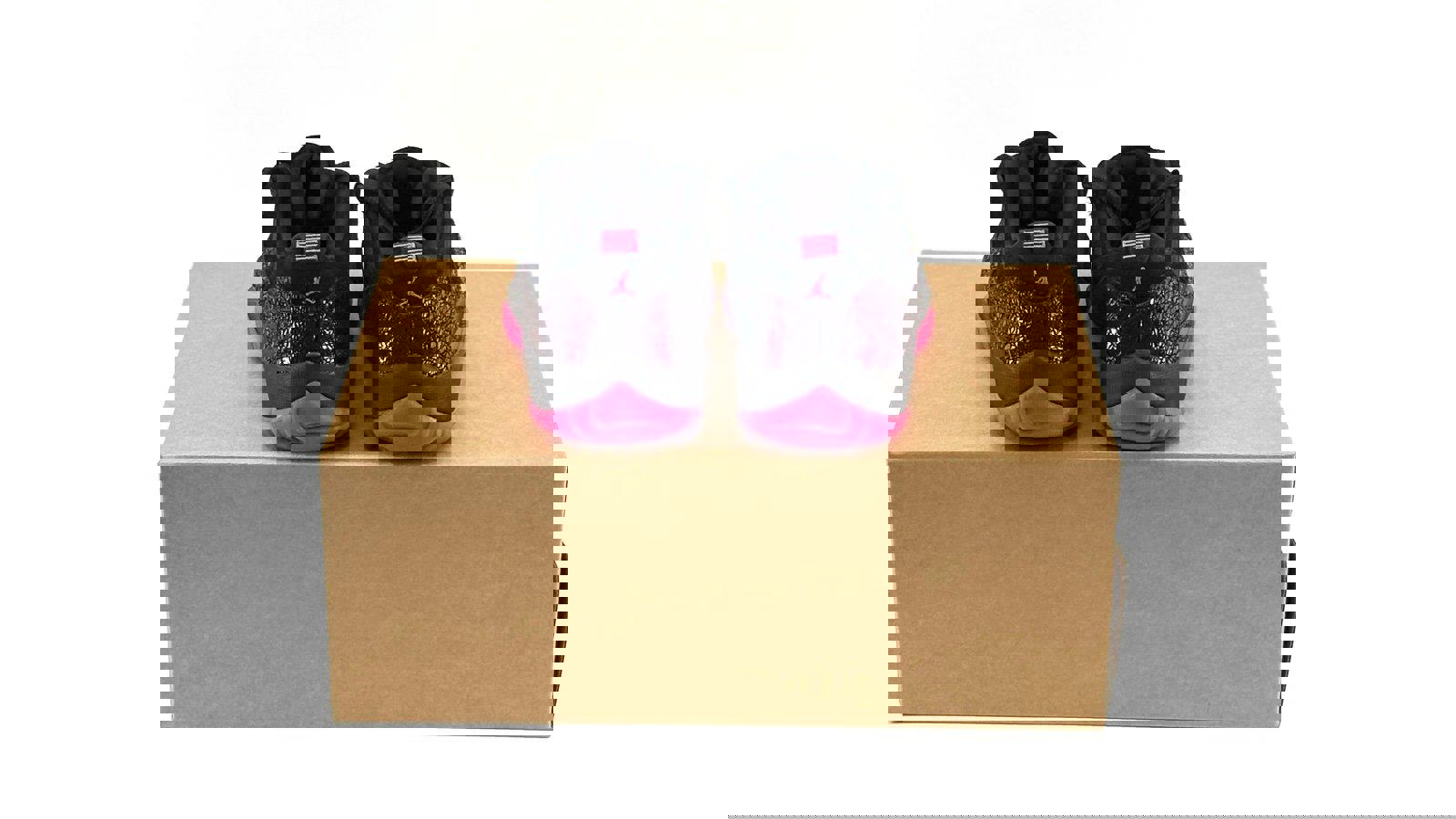 Wmns Air Jordan 11 Low 'Rook to Queen'